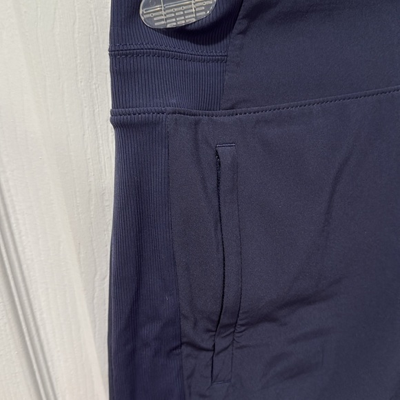 Athleta navy blue skort - Picture 2 of 8